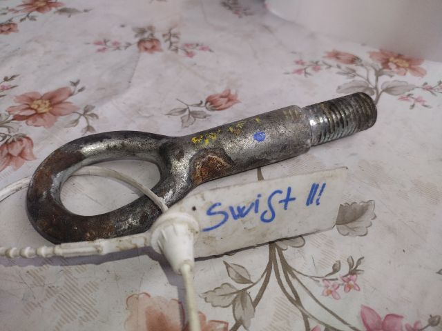 bontott SUZUKI SWIFT III Vonószem