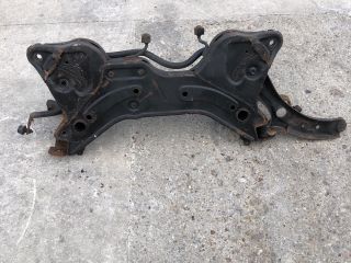 bontott SUZUKI SWIFT IV Első Bölcső