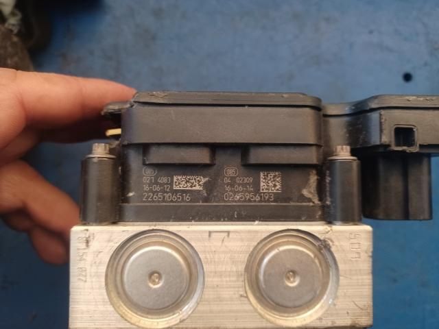 bontott SUZUKI SWIFT IV ABS Kocka