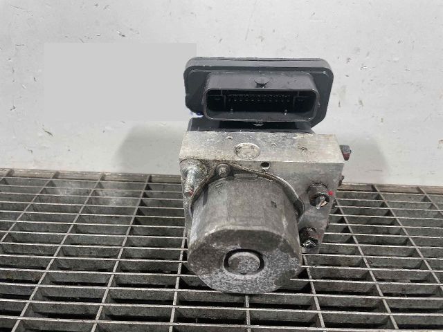 bontott SUZUKI SWIFT IV ABS Kocka