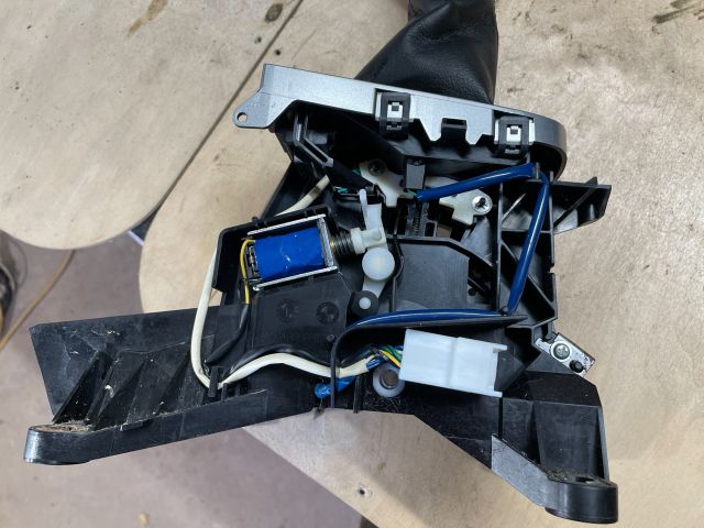 bontott SUZUKI SWIFT IV Automata Váltókar