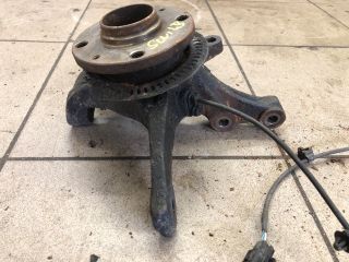 bontott SUZUKI SWIFT IV Bal első Csonkállvány Kerékaggyal