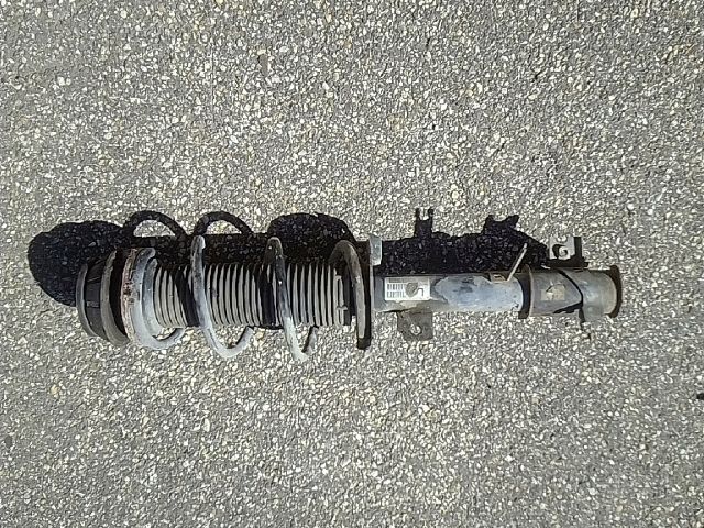 bontott SUZUKI SWIFT IV Bal első Gólyaláb (Lengécsillapító, Rugó)