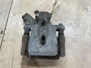 bontott SUZUKI SWIFT IV Bal hátsó Féknyereg Munkahengerrel