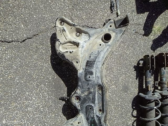 bontott SUZUKI SWIFT IV Első Bölcső