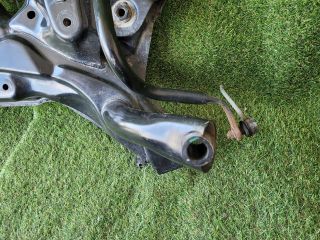 bontott SUZUKI SWIFT IV Első Bölcső