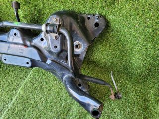 bontott SUZUKI SWIFT IV Első Bölcső