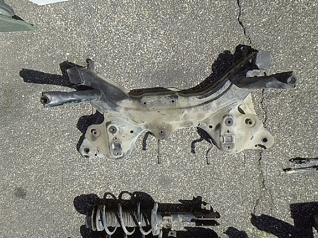 bontott SUZUKI SWIFT IV Első Bölcső