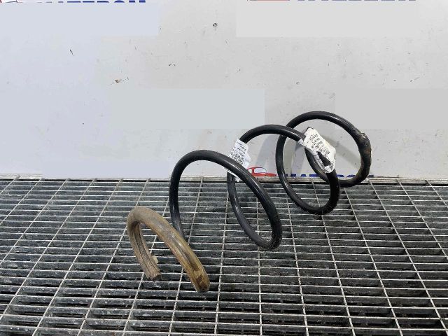 bontott SUZUKI SWIFT IV Első Rugó