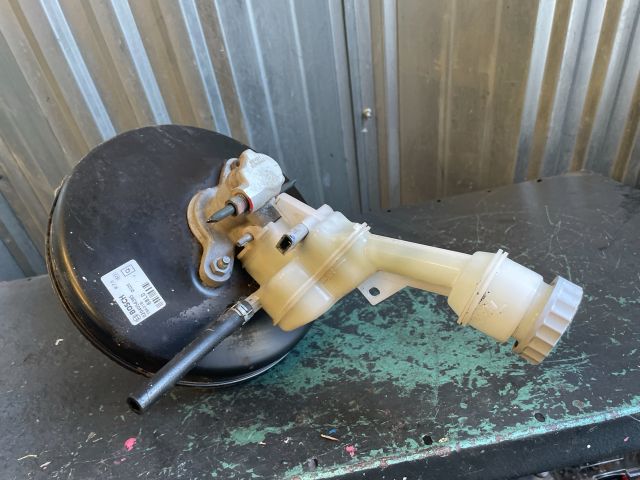 bontott SUZUKI SWIFT IV Fékrásegítő