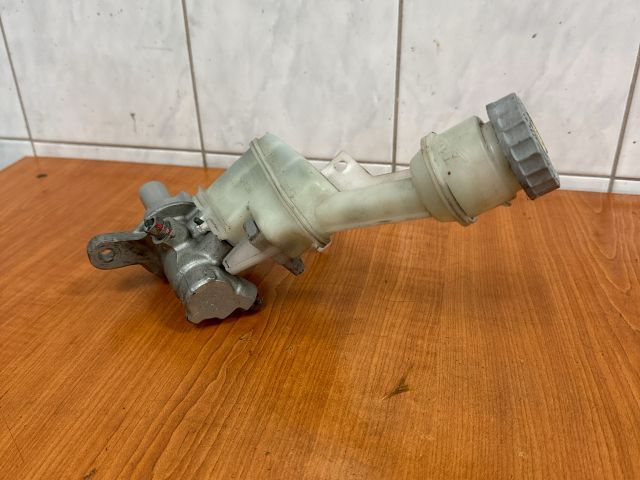 bontott SUZUKI SWIFT IV Főfékhenger