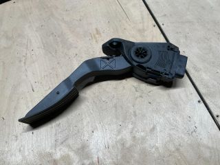 bontott SUZUKI SWIFT IV Gázpedál (Elektromos)