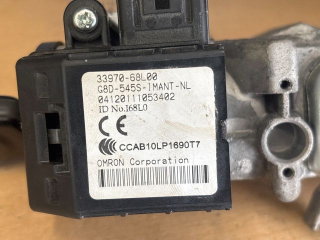 bontott SUZUKI SWIFT IV Gyújtáskapcsoló