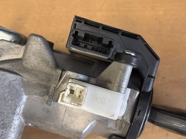 bontott SUZUKI SWIFT IV Gyújtáskapcsoló