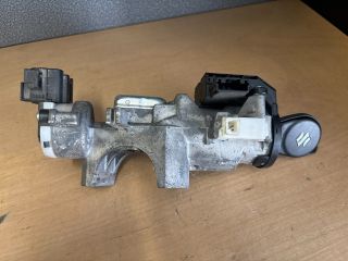 bontott SUZUKI SWIFT IV Gyújtáskapcsoló