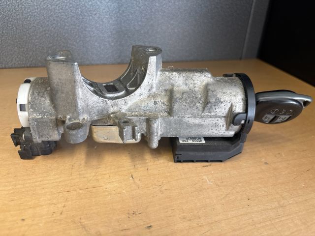 bontott SUZUKI SWIFT IV Gyújtáskapcsoló