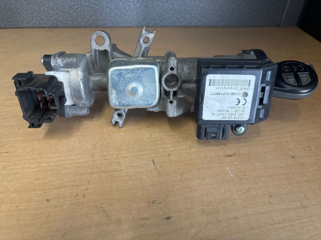 bontott SUZUKI SWIFT IV Gyújtáskapcsoló