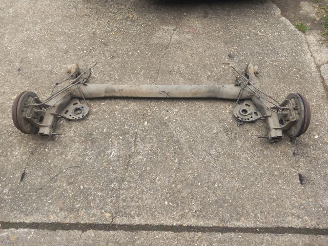 bontott SUZUKI SWIFT IV Hátsó Híd (Dobfékes)