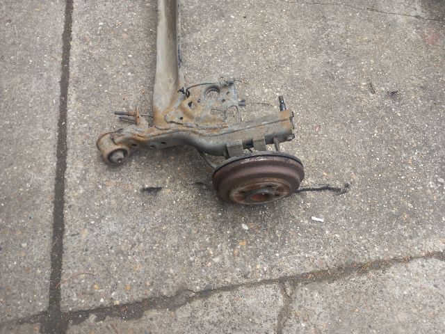 bontott SUZUKI SWIFT IV Hátsó Híd (Dobfékes)