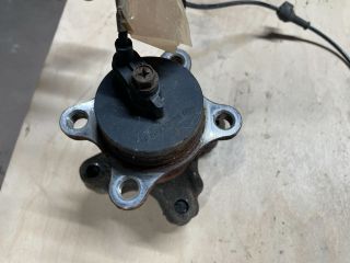 bontott SUZUKI SWIFT IV Hátsó Kerékagy (Pozíciófüggetlen)