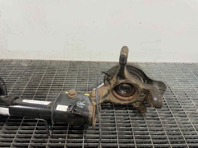 bontott SUZUKI SWIFT IV Jobb első Csonkállvány