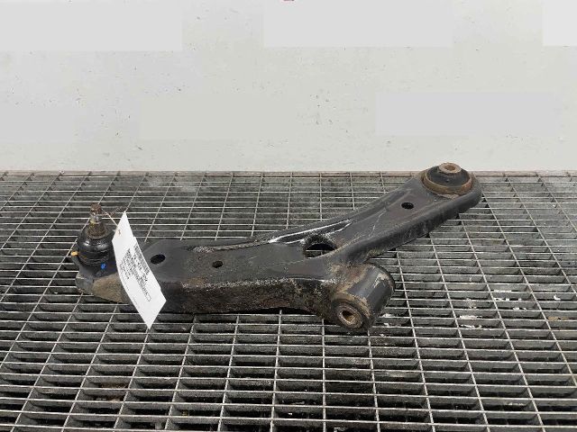 bontott SUZUKI SWIFT IV Jobb első Lengőkar