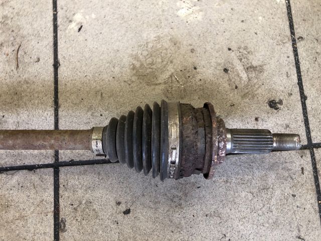 bontott SUZUKI SWIFT IV Jobb Féltengely