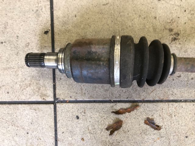 bontott SUZUKI SWIFT IV Jobb Féltengely