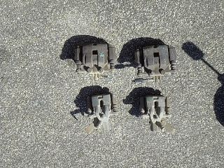 bontott SUZUKI SWIFT IV Jobb hátsó Féknyereg Munkahengerrel