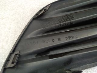 bontott SUZUKI SWIFT IV Jobb Ködlámpa Rács