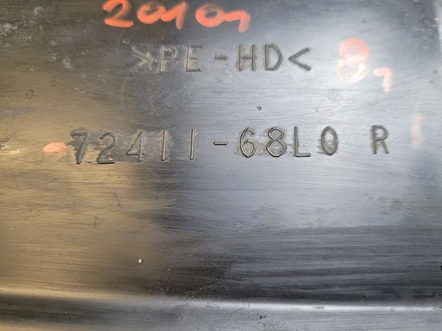 bontott SUZUKI SWIFT IV Jobb Motorburkolat