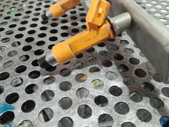 bontott SUZUKI SWIFT IV Közösnyomócső