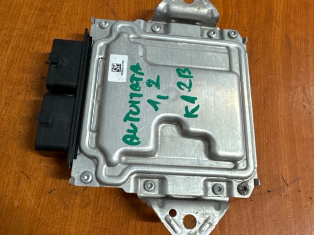 bontott SUZUKI SWIFT IV Motorvezérlő