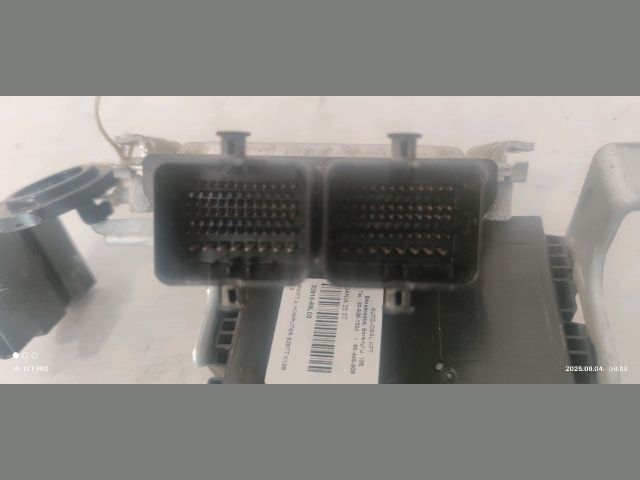 bontott SUZUKI SWIFT IV Motorvezérlő