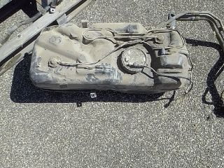 bontott SUZUKI SWIFT IV Tank