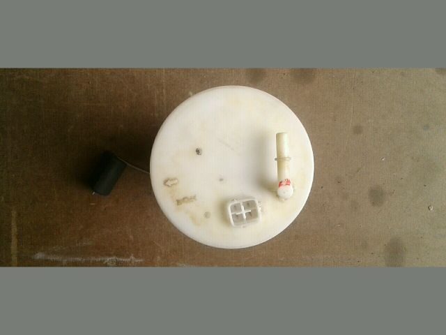 bontott SUZUKI SWIFT IV Üzemanyag Szivattyú