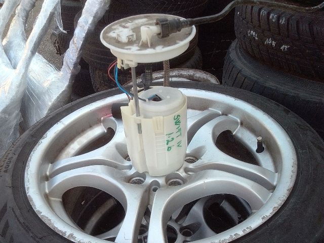 bontott SUZUKI SWIFT IV Üzemanyag Szivattyú