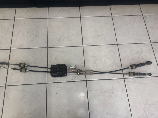 bontott SUZUKI SWIFT IV Váltó Bowden