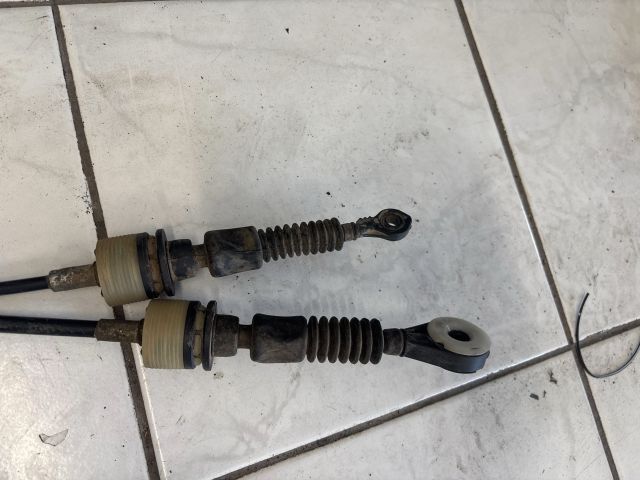 bontott SUZUKI SWIFT IV Váltó Bowden