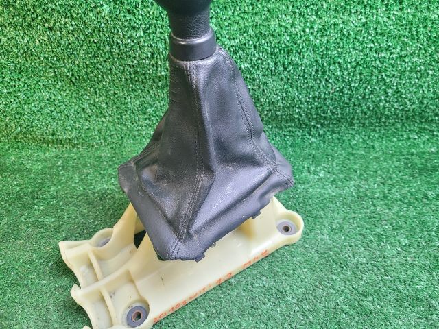 bontott SUZUKI SWIFT IV Váltó Kulissza