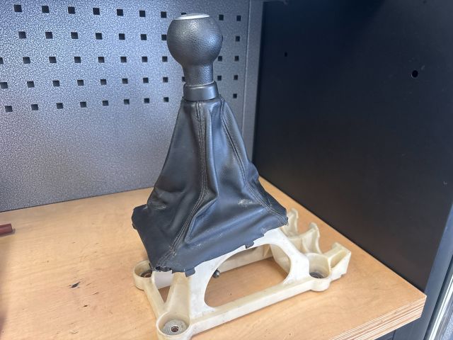 bontott SUZUKI SWIFT IV Váltó Kulissza