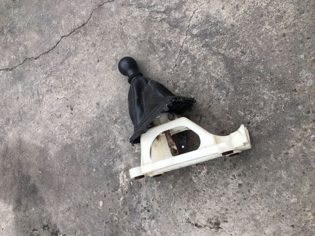 bontott SUZUKI SWIFT IV Váltó Kulissza