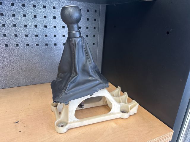 bontott SUZUKI SWIFT IV Váltó Kulissza