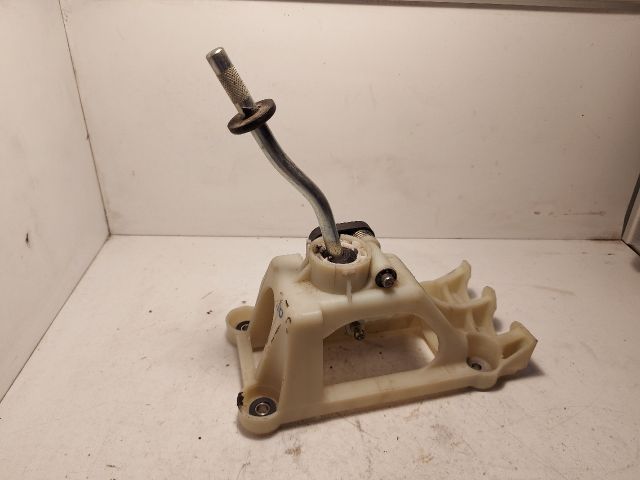 bontott SUZUKI SWIFT IV Váltó Kulissza