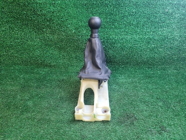 bontott SUZUKI SWIFT IV Váltó Kulissza