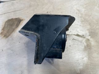 bontott SUZUKI SWIFT IV Váltó Tartó Bak (Pozíciófüggetlen)