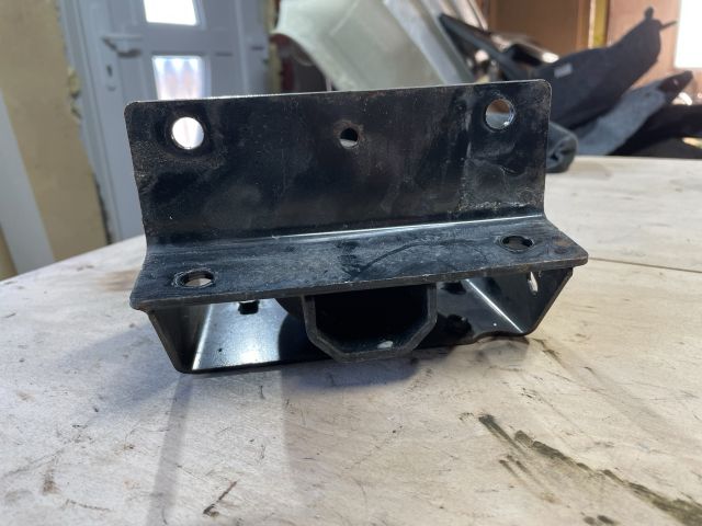 bontott SUZUKI SWIFT IV Váltó Tartó Bak (Pozíciófüggetlen)