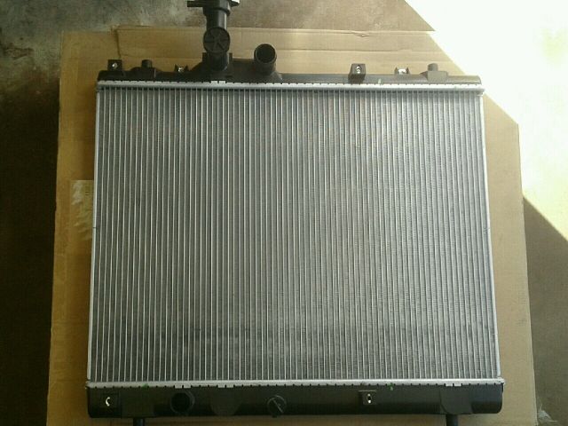 bontott SUZUKI SWIFT IV Vízhűtő Radiátor (Klímás)