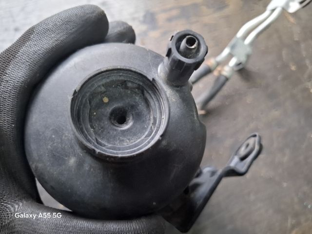 bontott SUZUKI SWIFT IV Gázolajszűrő Ház