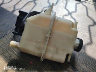 bontott SUZUKI SWIFT IV Kiegyenlítő Tartály